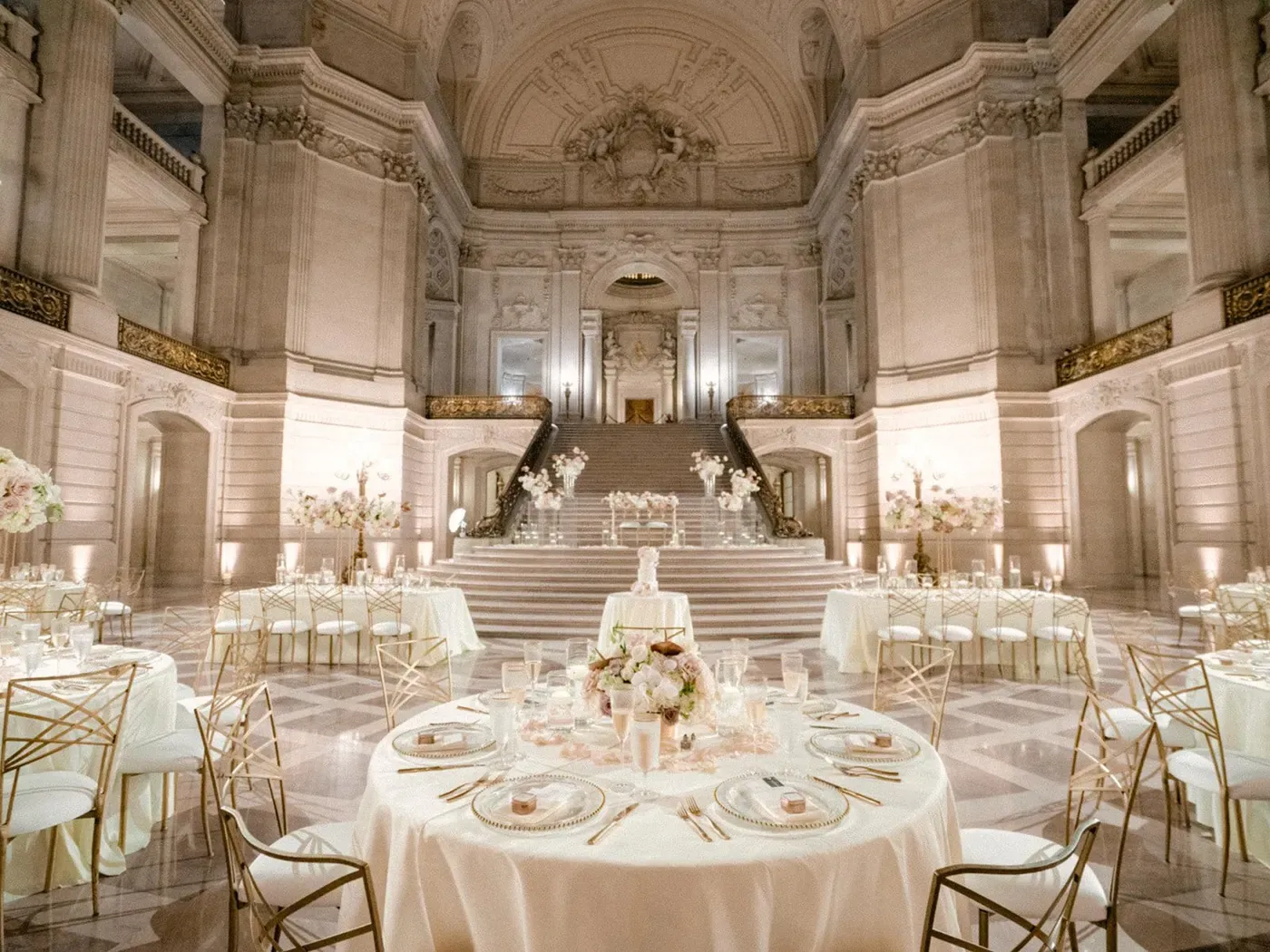 A luxe ballroom reception designed by Veni Vidi Amavi